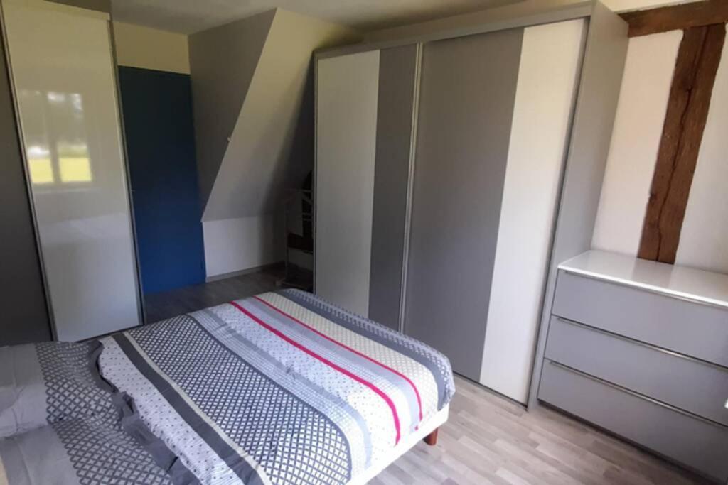 Maison en colombage rénovée La Fontenelle  Extérieur photo